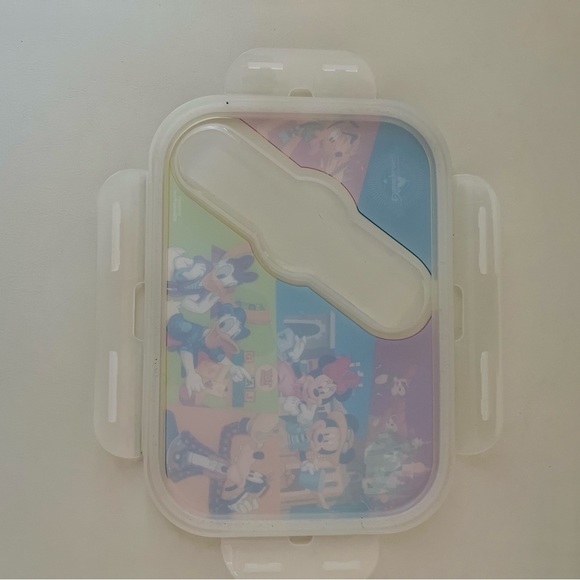 Disneyland Hong Kong collapsible bento container - Picture 5 of 11